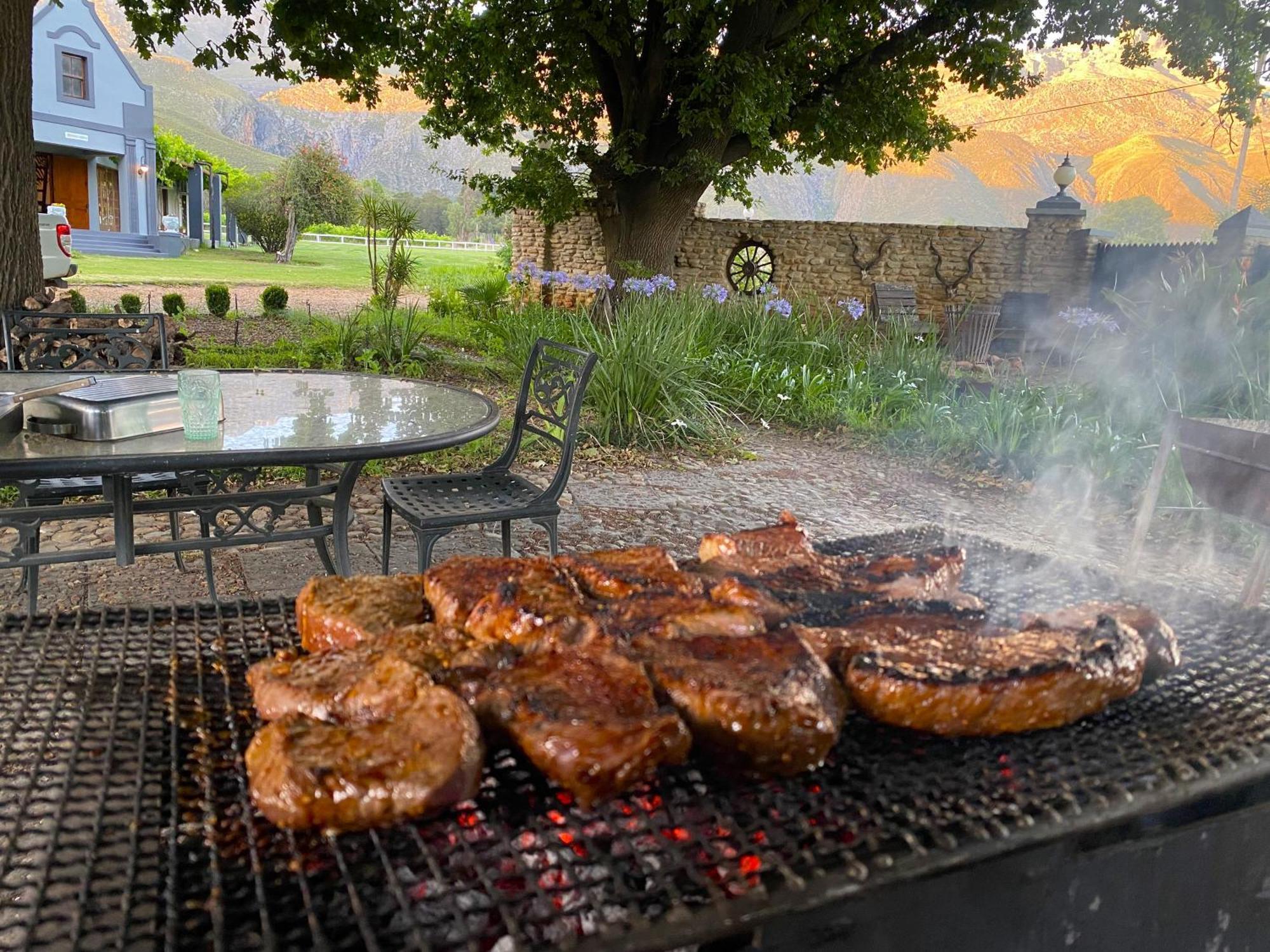 Oaksrest Vineyards Guest Farm Hotel Ladismith Kültér fotó
